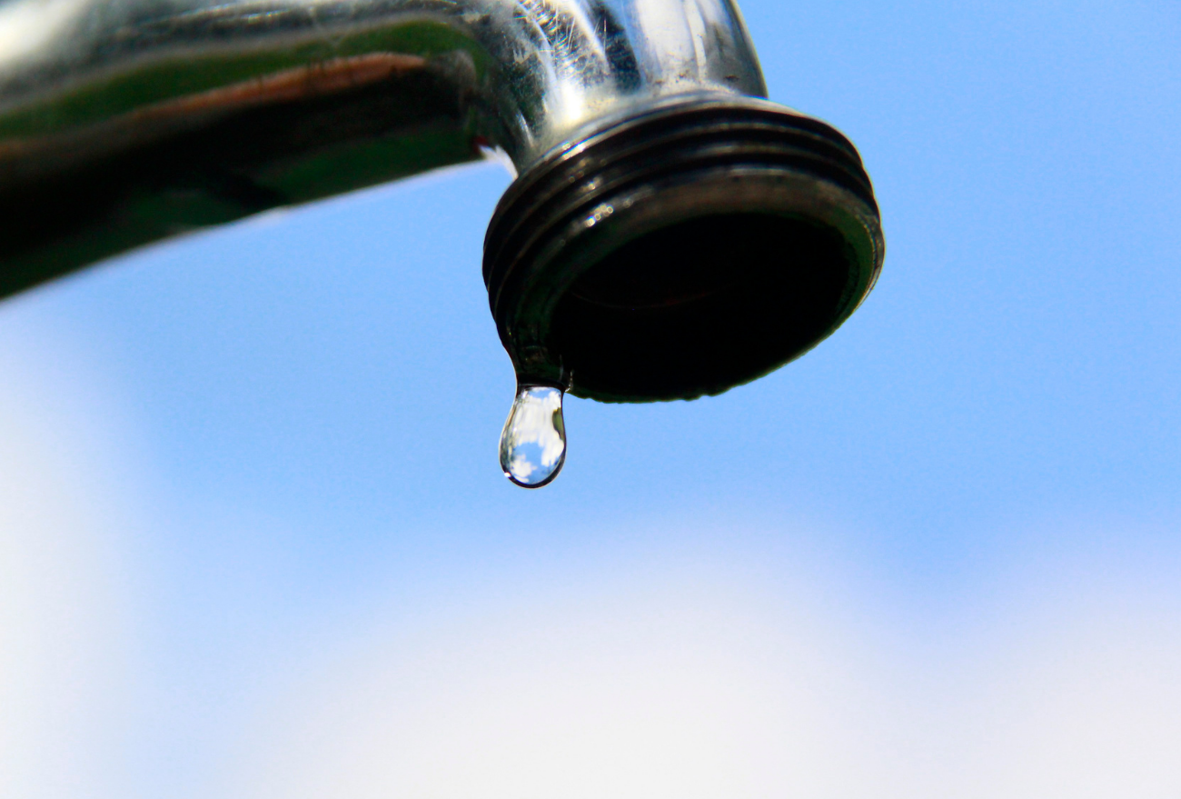 Onda de calor segue no Estado e Casan reforça pedido de uso consciente da água 