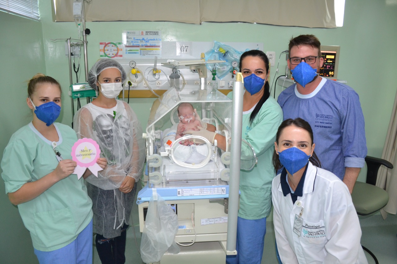 Lutando pela vida: bebê de Faxinal dos Guedes comemora seu primeiro mesversário na UTI Neonatal