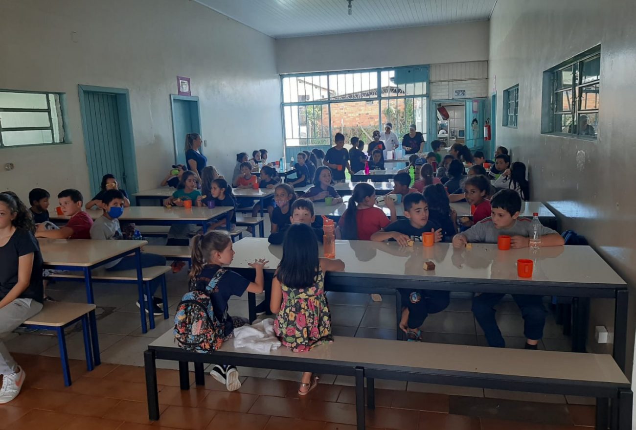 Escolas Municipais recebem novas mobílias para os refeitórios