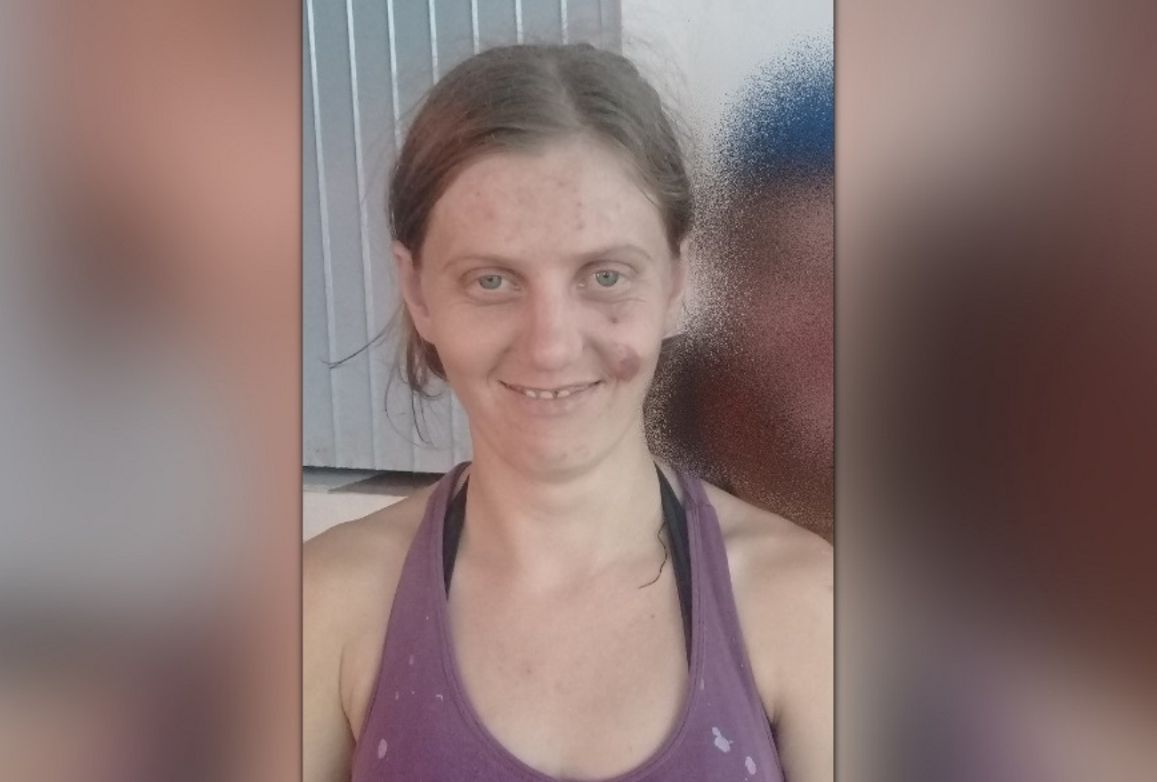 Mulher de 35 anos morre após ser atingida por pneu de trator, no Oeste