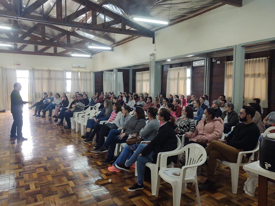 Palestra aos professores da Rede Municipal é realizada em Ipumirim