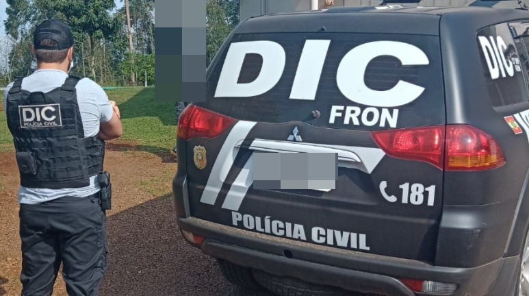 Polícia Civil realiza busca e apreensão em três residências e encontra drogas