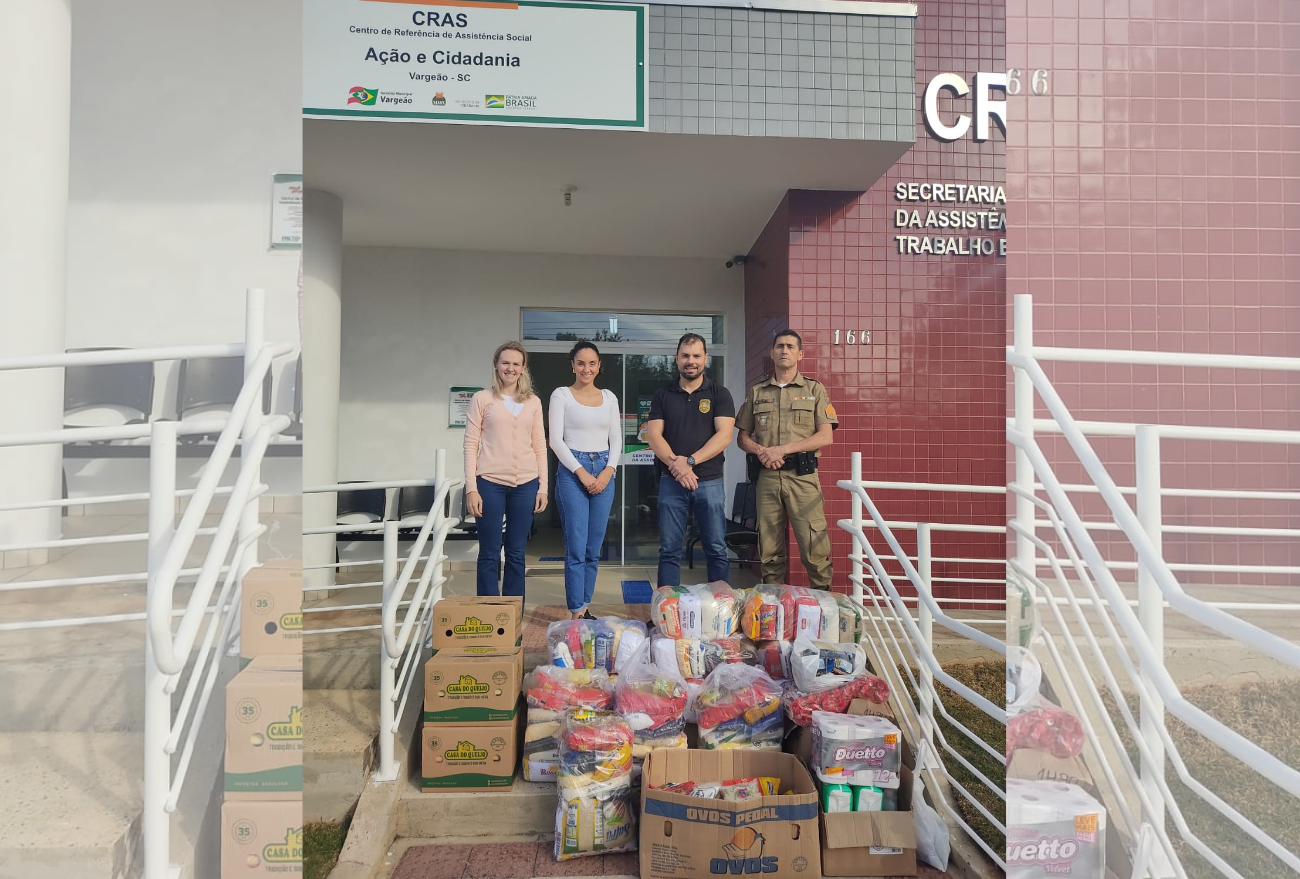 Polícia Civil entrega cerca de 310 kg de alimentos e produtos de higiene pessoal para o CRAS de Vargeão