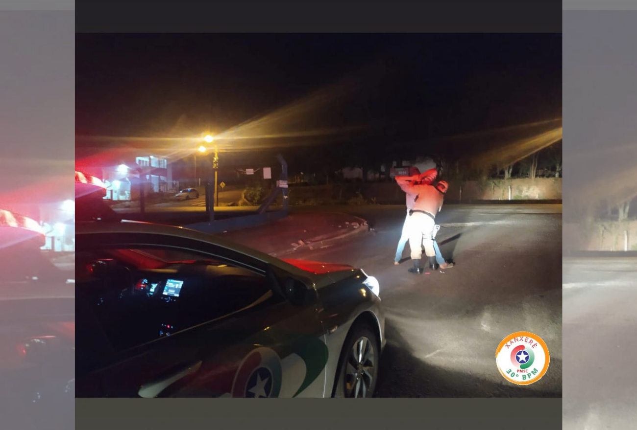 Vídeo: Policia Militar realiza Operação Choque de Ordem na madrugada desta sexta-feira (08)