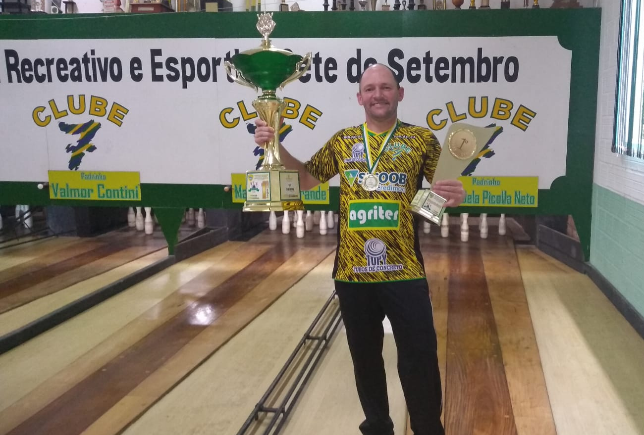 Bicampeão Brasileiro do Bolão, Vanderlei Romanini, faz convite especial para o 64º aniversário de Ponte Serrada