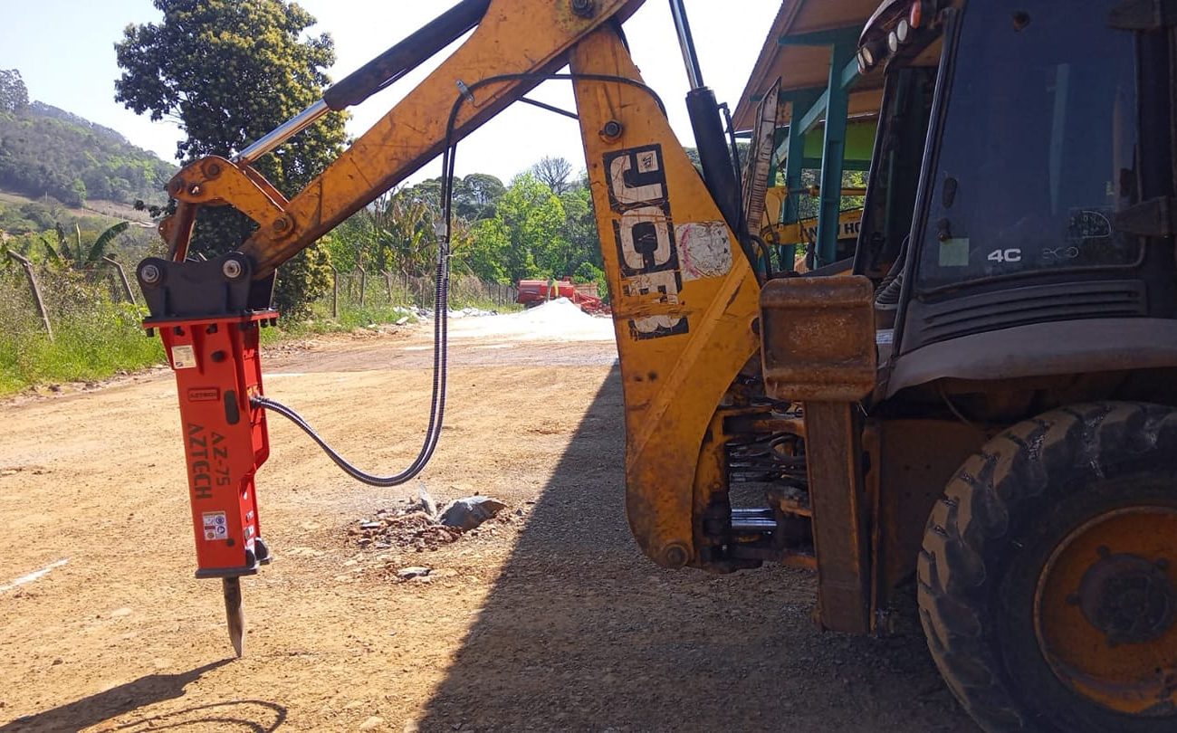 Ipumirim realiza reconstrução das estradas do interior do município