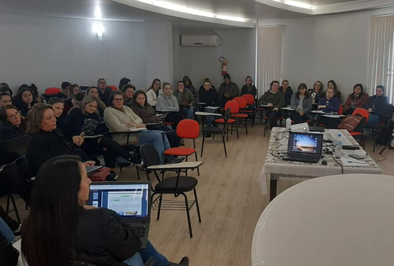 Professores da Rede Municipal de Ensino de Ipumirim realizam capacitação