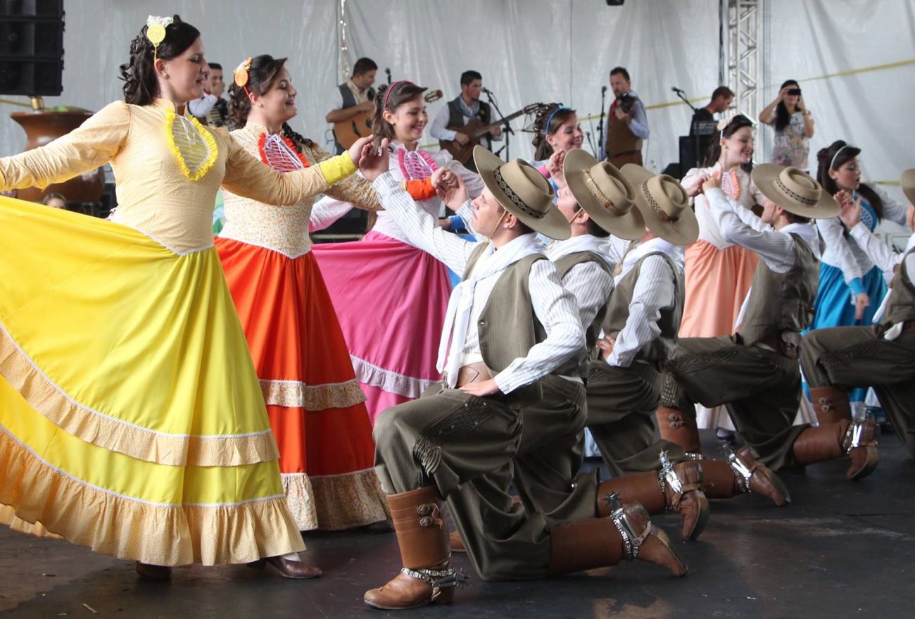 Noite Cultural da Semana Farroupilha acontece hoje (19) em Faxinal dos Guedes