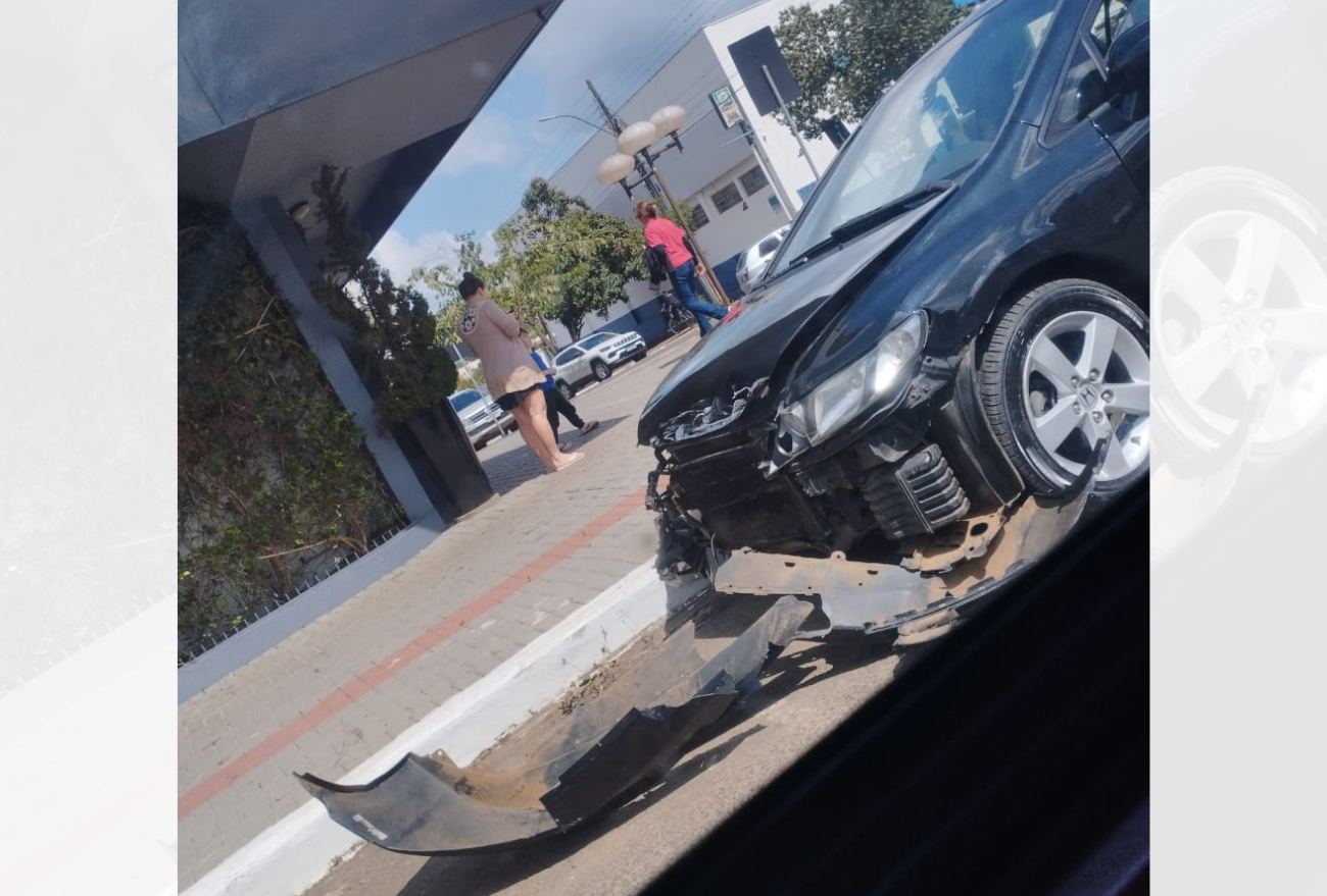 Colisão traseira é registrada no Centro de Xanxerê