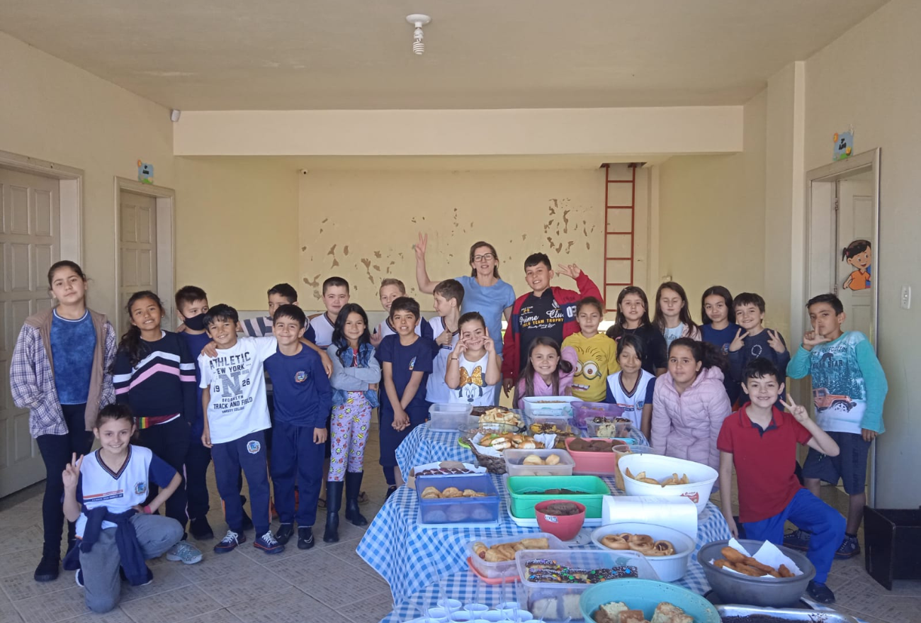 Escola de Faxinal dos Guedes realiza encerramento do conteúdo “Crianças na Cozinha”