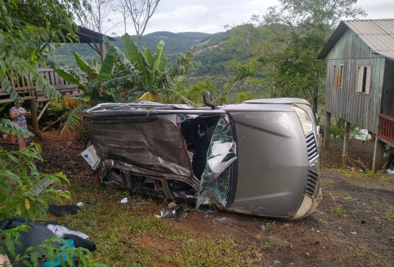 Acidente de trânsito envolvendo veículo de Xanxerê é registrado no Oeste