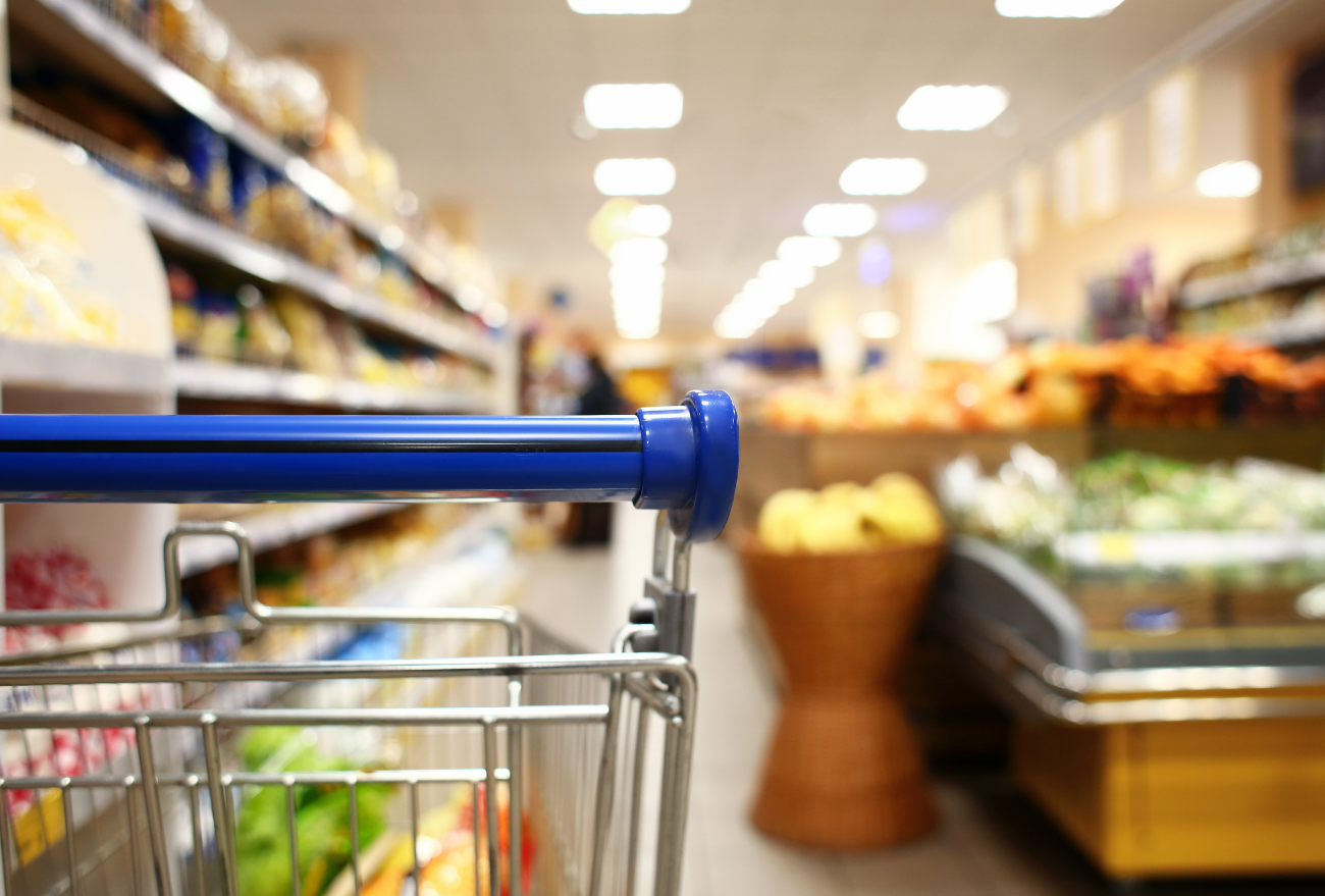 TJSC mantém multas para supermercado do Oeste que expunha produtos vencidos em gôndolas