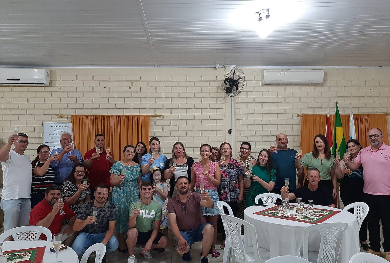 Fotos: Lions de Faxinal dos Guedes realiza Reunião Festiva de Natal