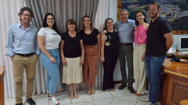 Empossadas as gestoras eleitas na Escolha de Diretor Escolar, em Ponte Serrada