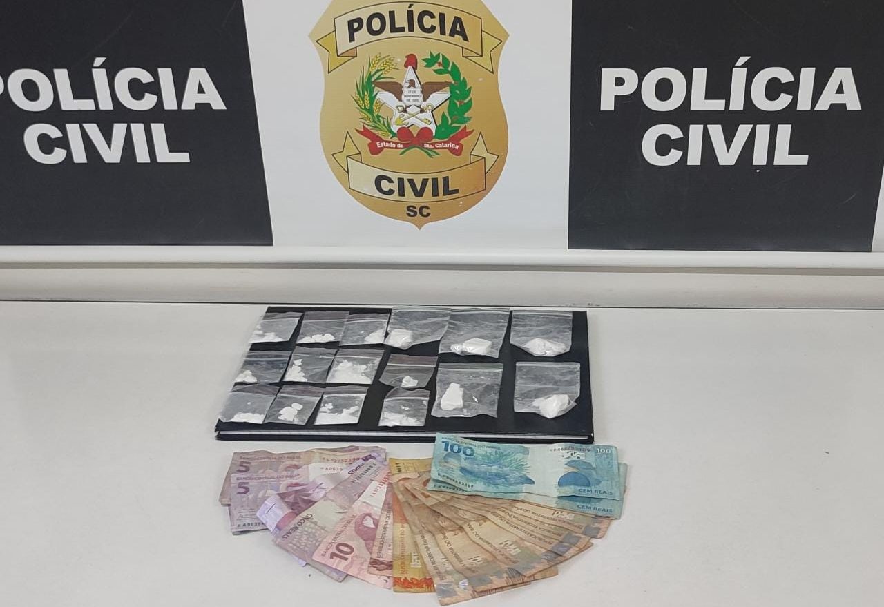 Polícia Civil prende mulher em flagrante por crime de tráfico de drogas