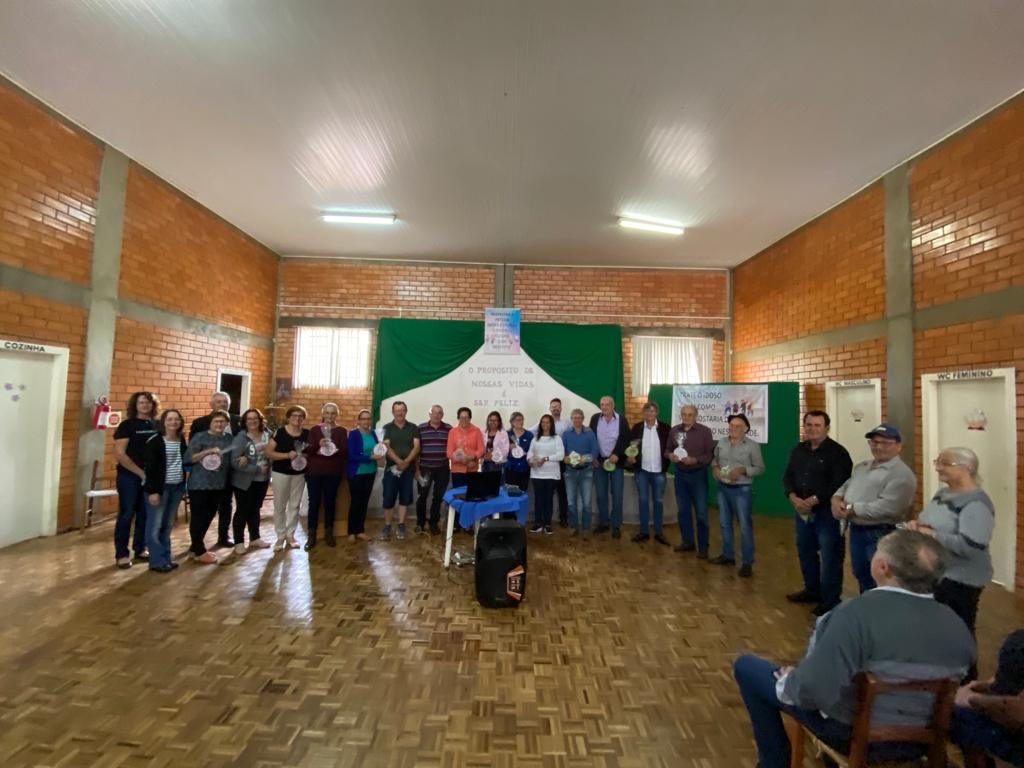 Primeiro encontro dos idosos do ano reúne centenas de pessoas no Centro de Convivência Conviver