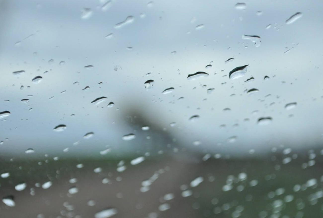 Aproximação de frente fria provoca pancadas de chuva em SC