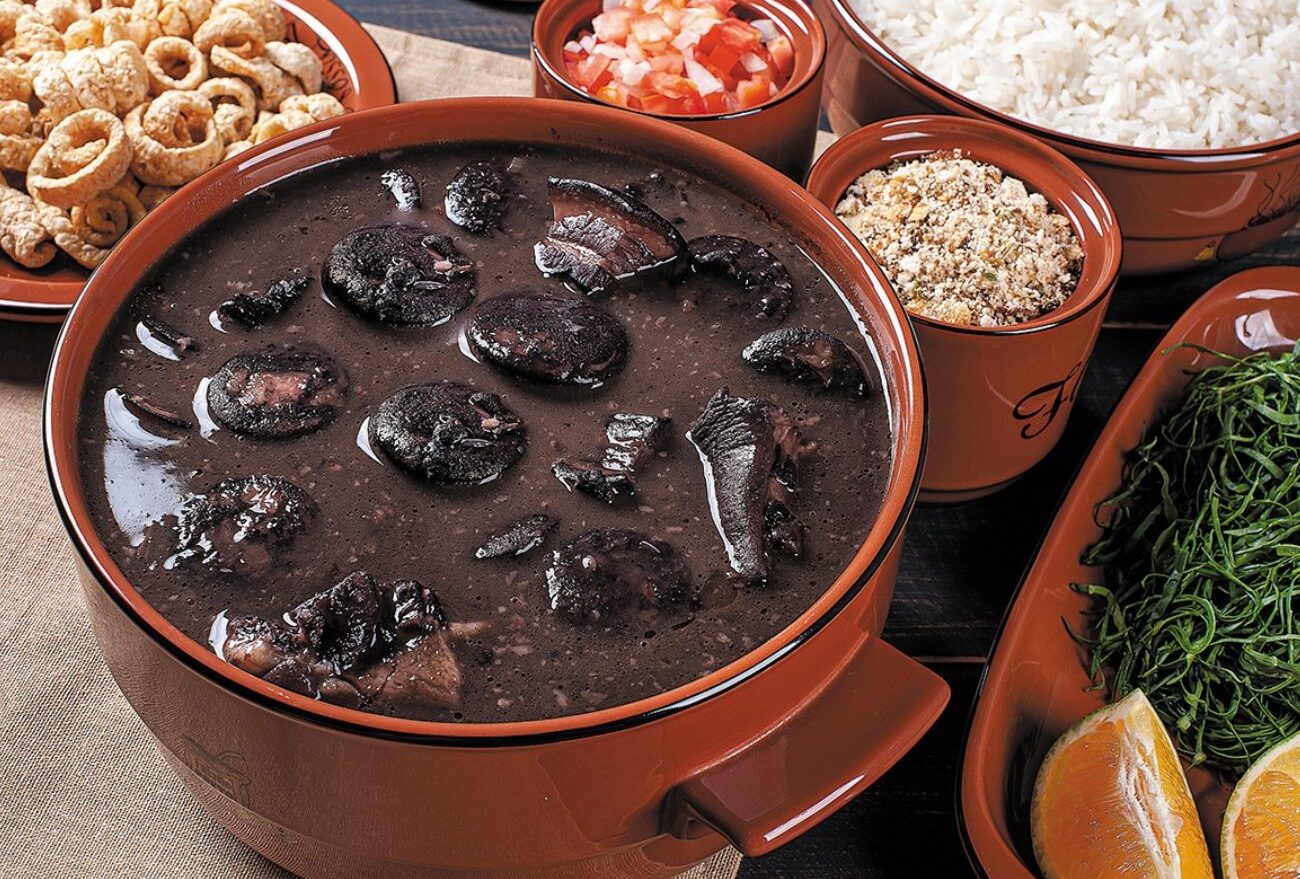 Lions Clube de Faxinal dos Guedes promove a Tradicional Feijoada de Agosto