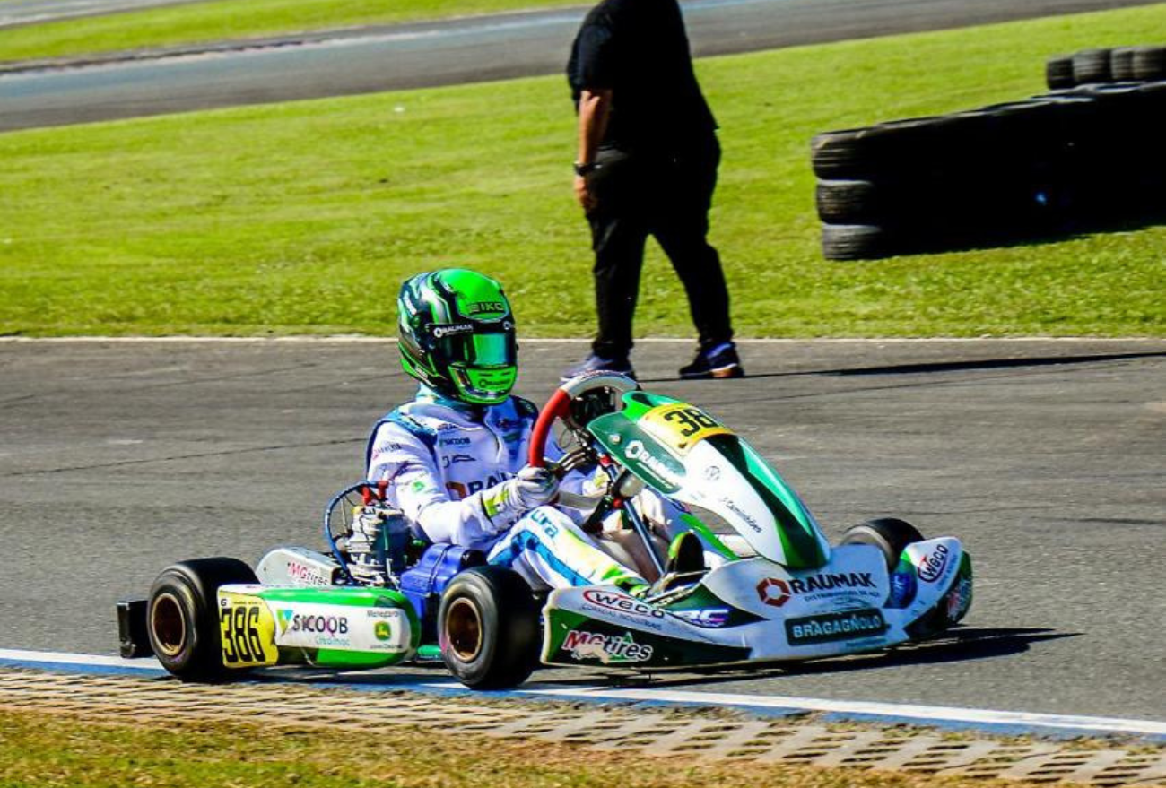 Piloto Gabriel Moura na busca do tricampeonato da Copa Brasil de Kart