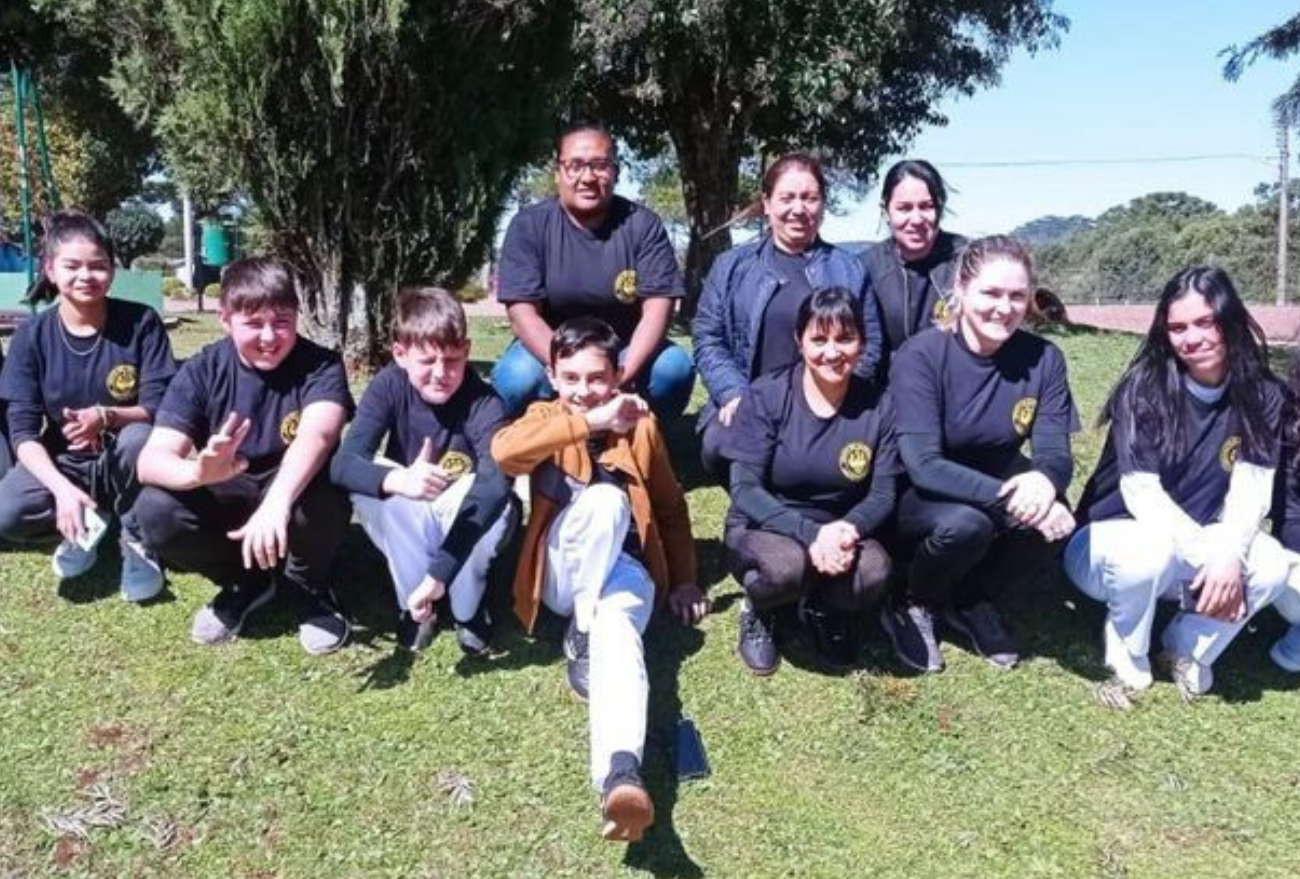 Roda de Capoeira reúne grupos em Campina da Alegria – SC, com participação da turma de Passos Maia