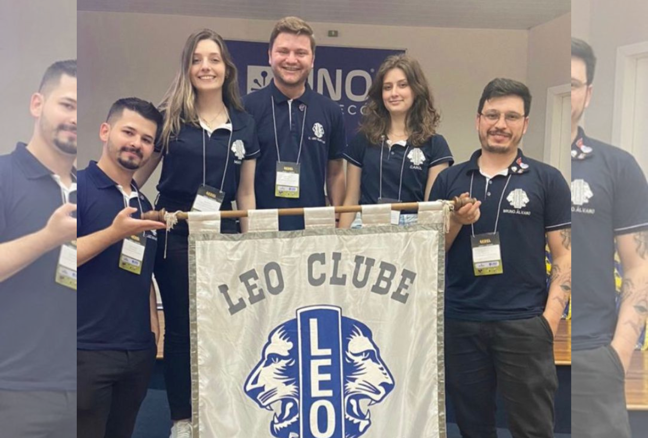 Lions Clube Faxinal acompanha Leo Clubes Alpha e Ômega no SEDEL em Chapecó