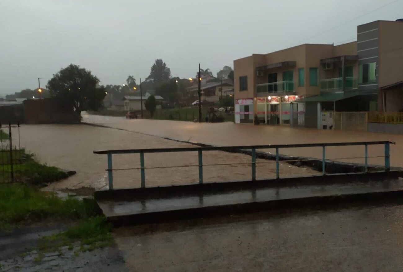 Ponte Serrada alerta população com medidas de segurança durante Inundações