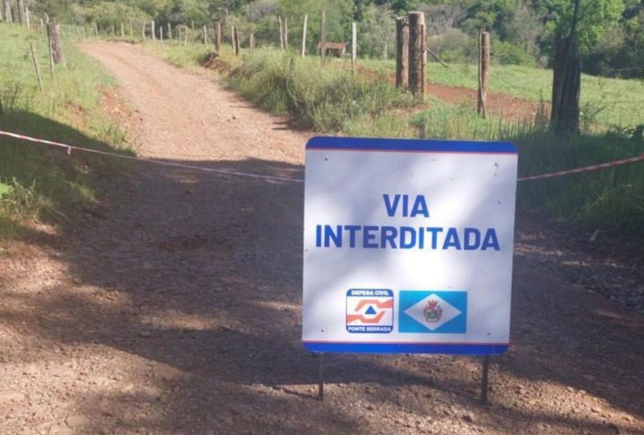 Ponte entre Ponte Serrada e Lindóia do Sul segue interditada devido às fortes chuvas